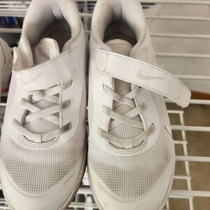 Nike Kids Shoes in White